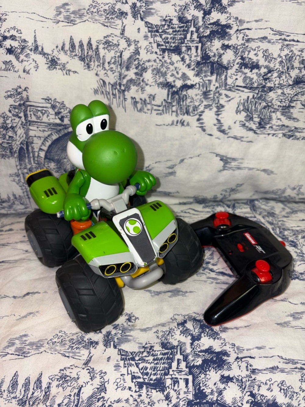 Nintendo Mario Kart Yoshi RC Carrera Tested
